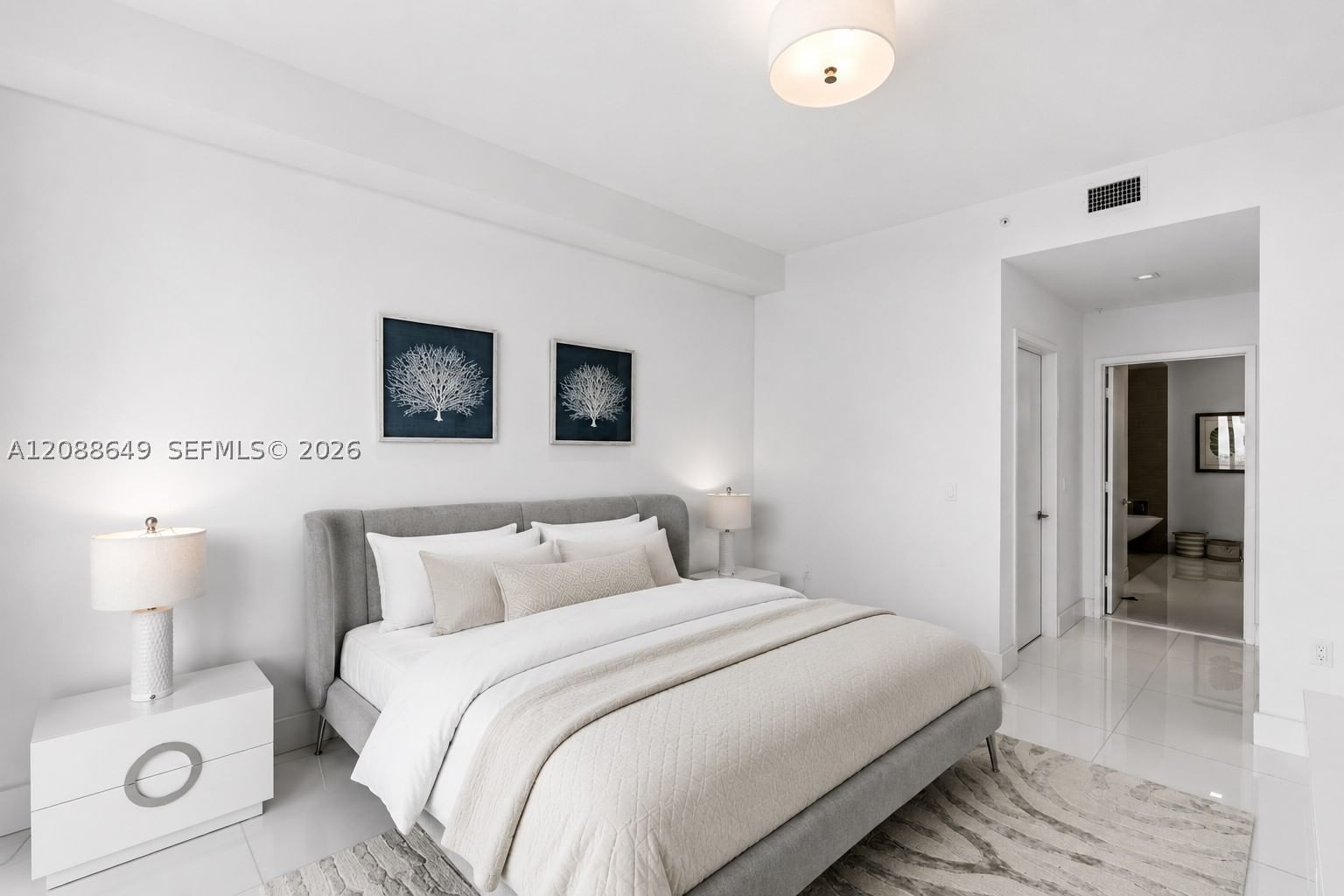 Real estate property located at 300 Sunny Isles Blvd #4-2506, Miami-dade, Parque Towers Condo, Sunny Isles Beach, FL