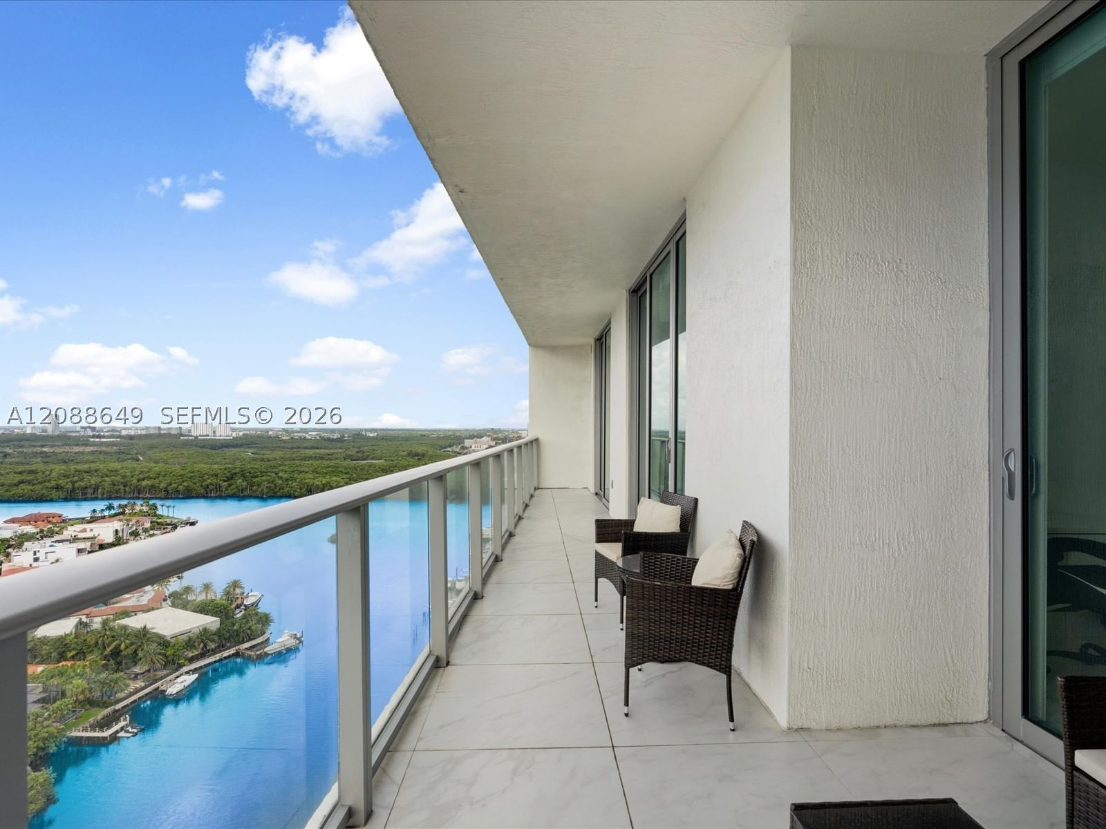 Real estate property located at 300 Sunny Isles Blvd #4-2506, Miami-dade, Parque Towers Condo, Sunny Isles Beach, FL