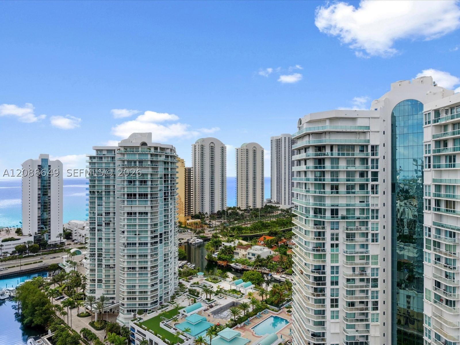 Real estate property located at 300 Sunny Isles Blvd #4-2506, Miami-dade, Parque Towers Condo, Sunny Isles Beach, FL