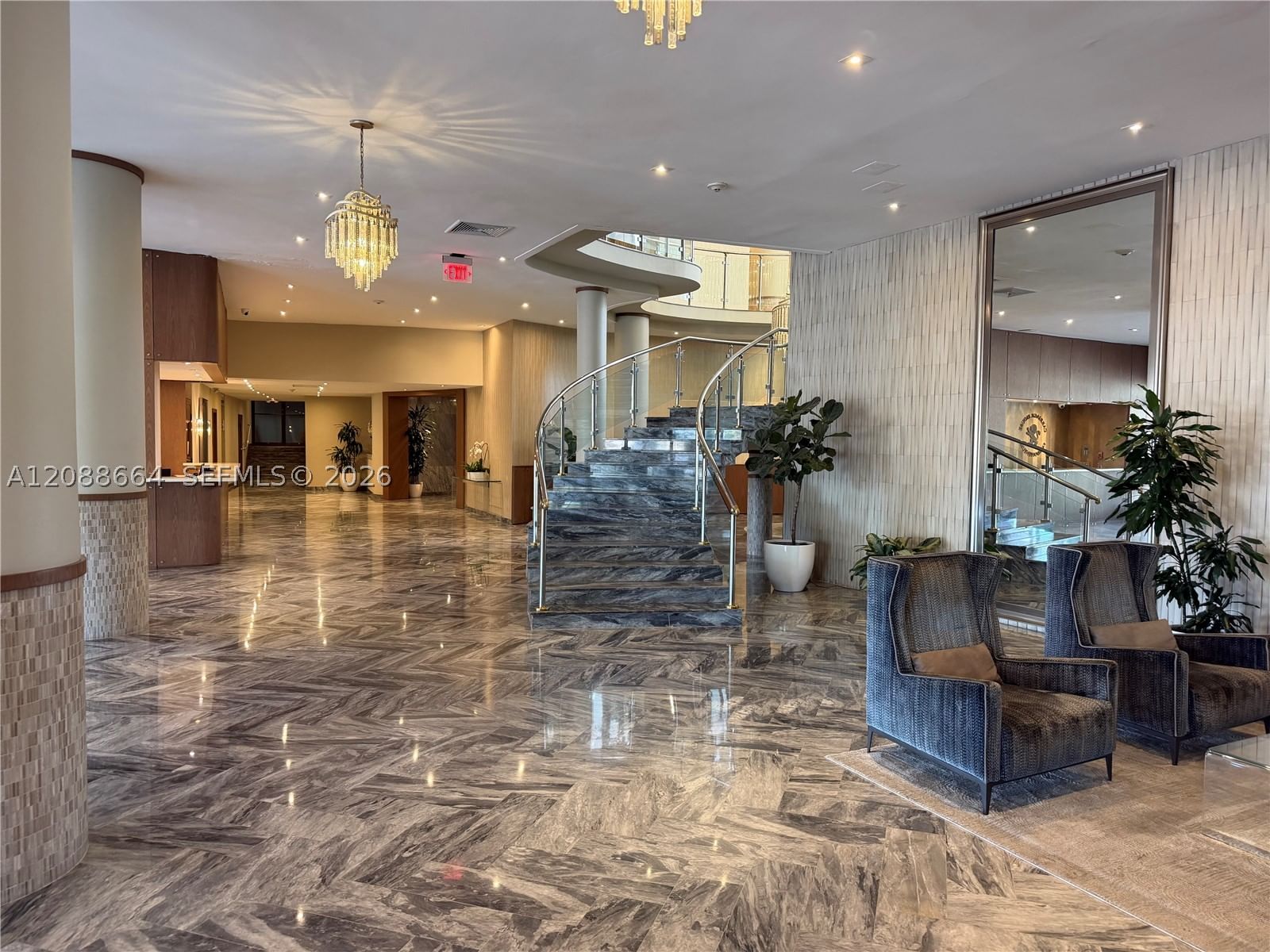 Real estate property located at 5401 Collins Ave #826, Miami-dade, The Carriage House Condo, Miami Beach, FL