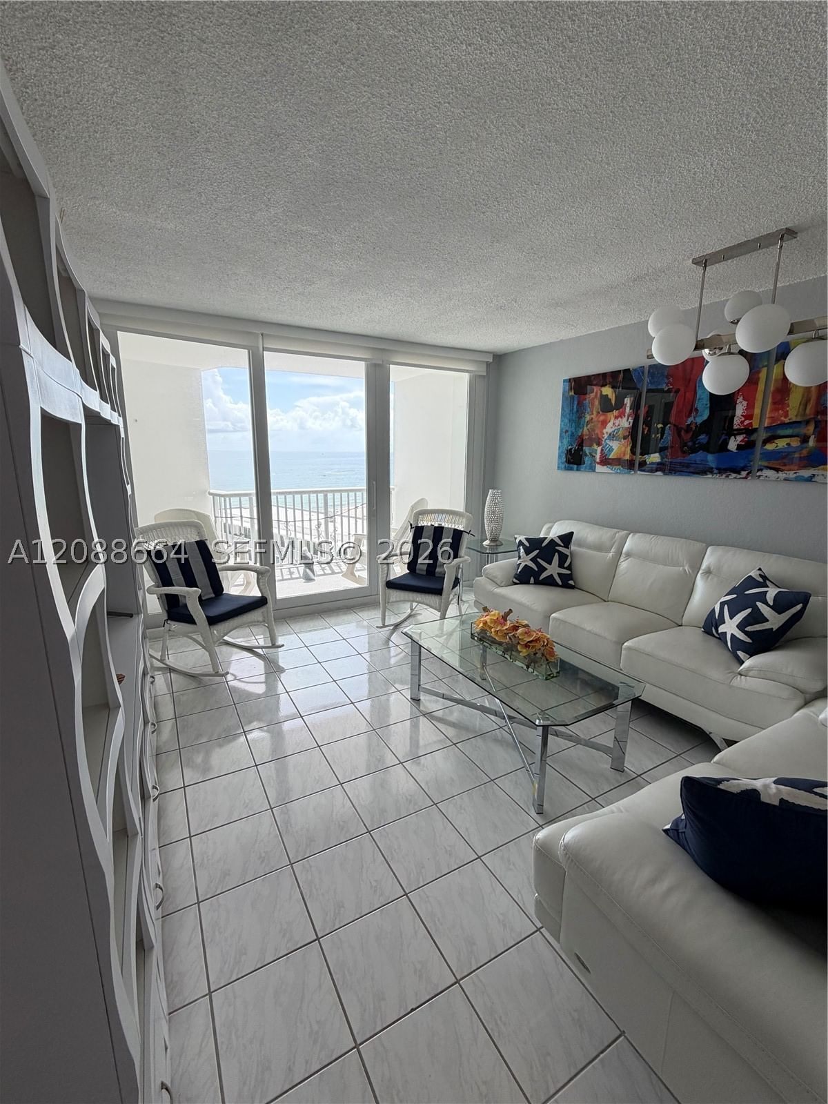 Real estate property located at 5401 Collins Ave #826, Miami-dade, The Carriage House Condo, Miami Beach, FL