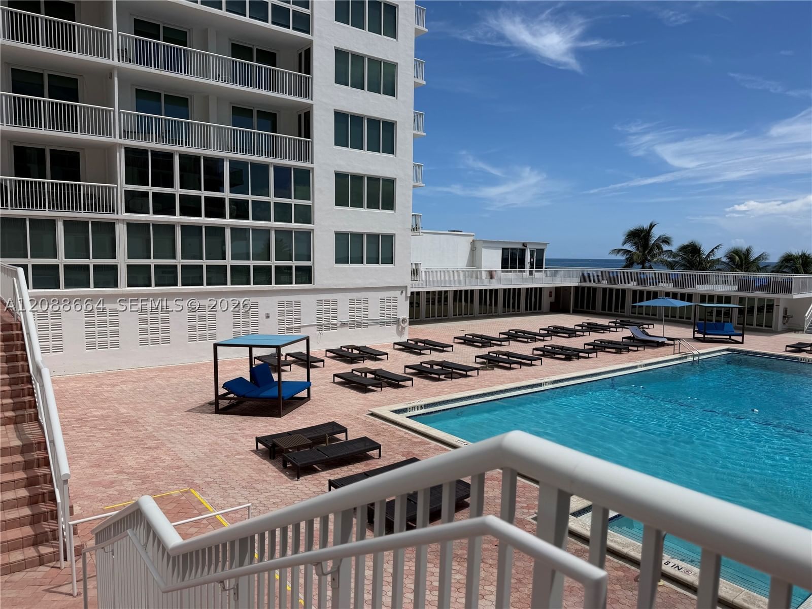 Real estate property located at 5401 Collins Ave #826, Miami-dade, The Carriage House Condo, Miami Beach, FL