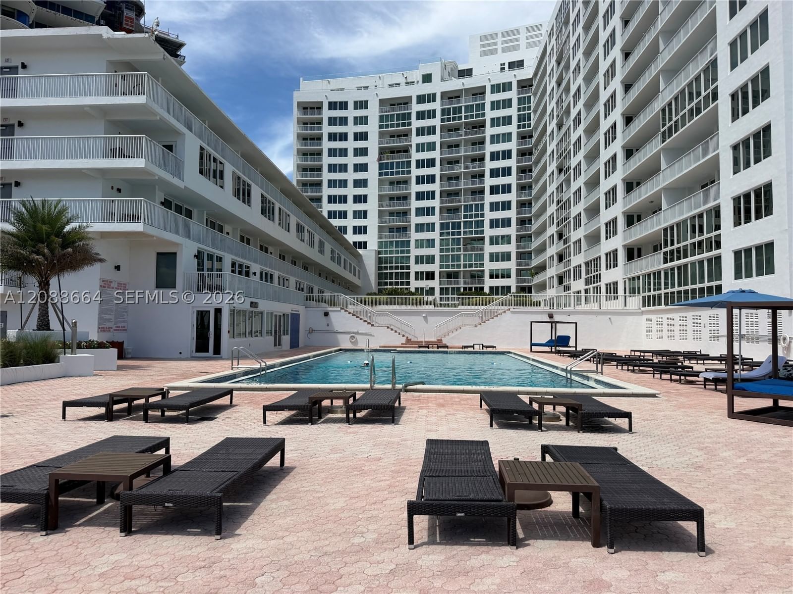 Real estate property located at 5401 Collins Ave #826, Miami-dade, The Carriage House Condo, Miami Beach, FL