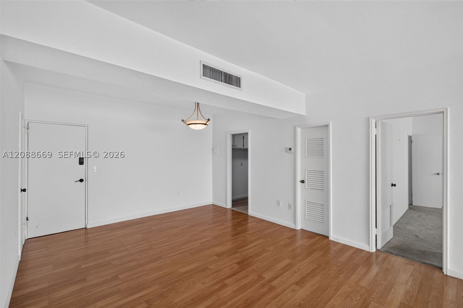 Real estate property located at 1880 Treasure Dr #4M, Miami-dade, Treasure Bay Club Condo, North Bay Village, FL