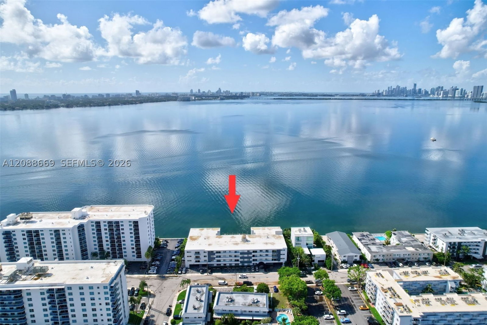 Real estate property located at 1880 Treasure Dr #4M, Miami-dade, Treasure Bay Club Condo, North Bay Village, FL
