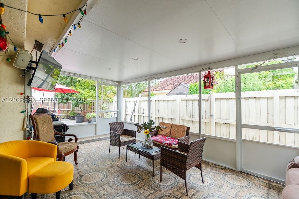 Real estate property located at 1111 San Remo Cir, Miami-dade, San Remo, Homestead, FL