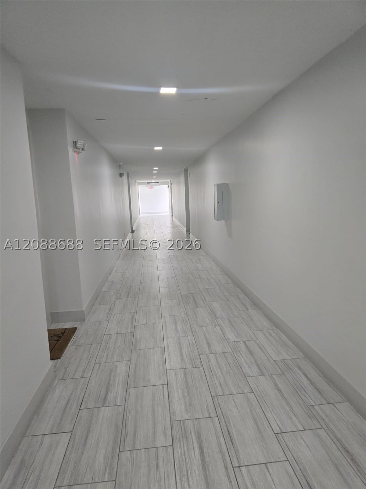 Real estate property located at 303 Racquet Club Rd #311, Broward, Building Five Of Racquet, Weston, FL