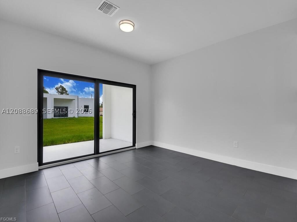 Real estate property located at 5013-5015 24th ST SW, Lee, Lehigh Estates, Lehigh Acres, FL