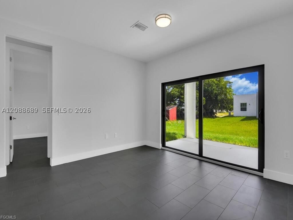 Real estate property located at 5013-5015 24th ST SW, Lee, Lehigh Estates, Lehigh Acres, FL