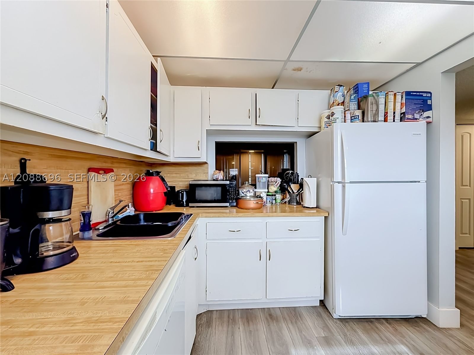 Real estate property located at 8390 Sands Point Blvd F209, Broward, Sands Point Condominium Ii, Tamarac, FL