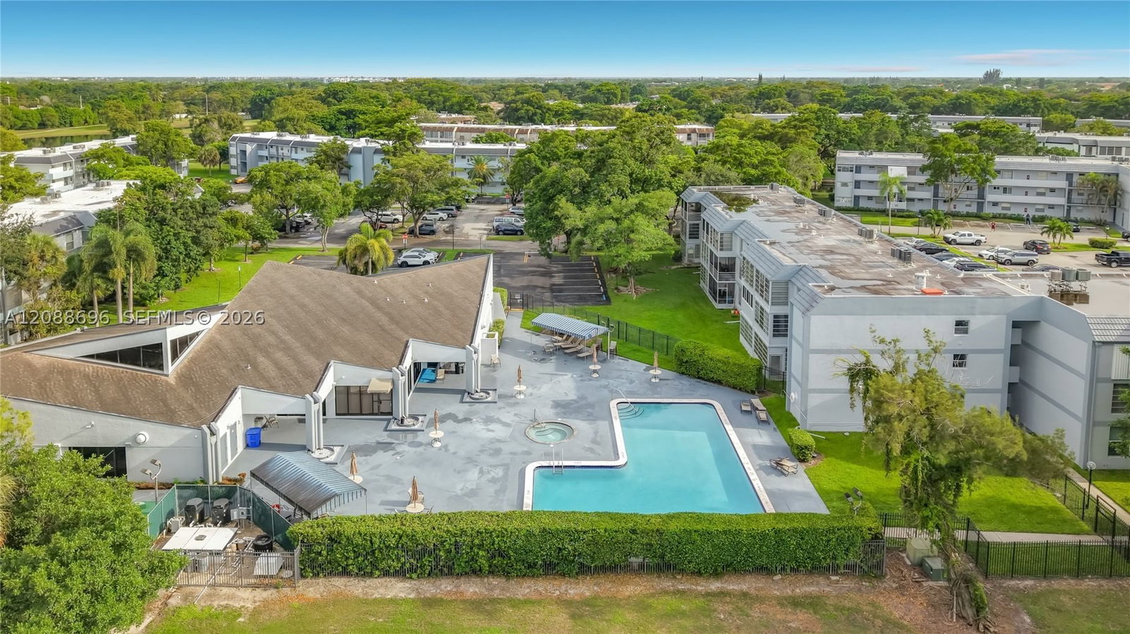 Real estate property located at 8390 Sands Point Blvd F209, Broward, Sands Point Condominium Ii, Tamarac, FL