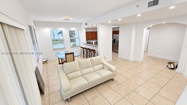Real estate property located at 11401 89th St #111, Miami-dade, St Mortiz At Doral Condo, Doral, FL