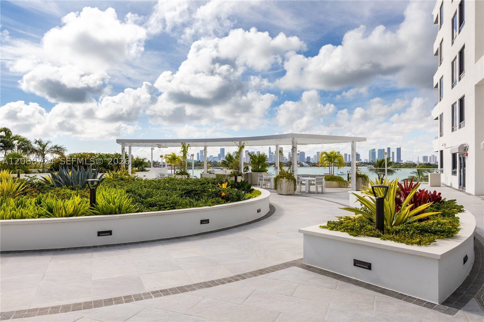 Real estate property located at 1330 West Ave #1111, Miami-dade, The Waverly At South Beac, Miami Beach, FL