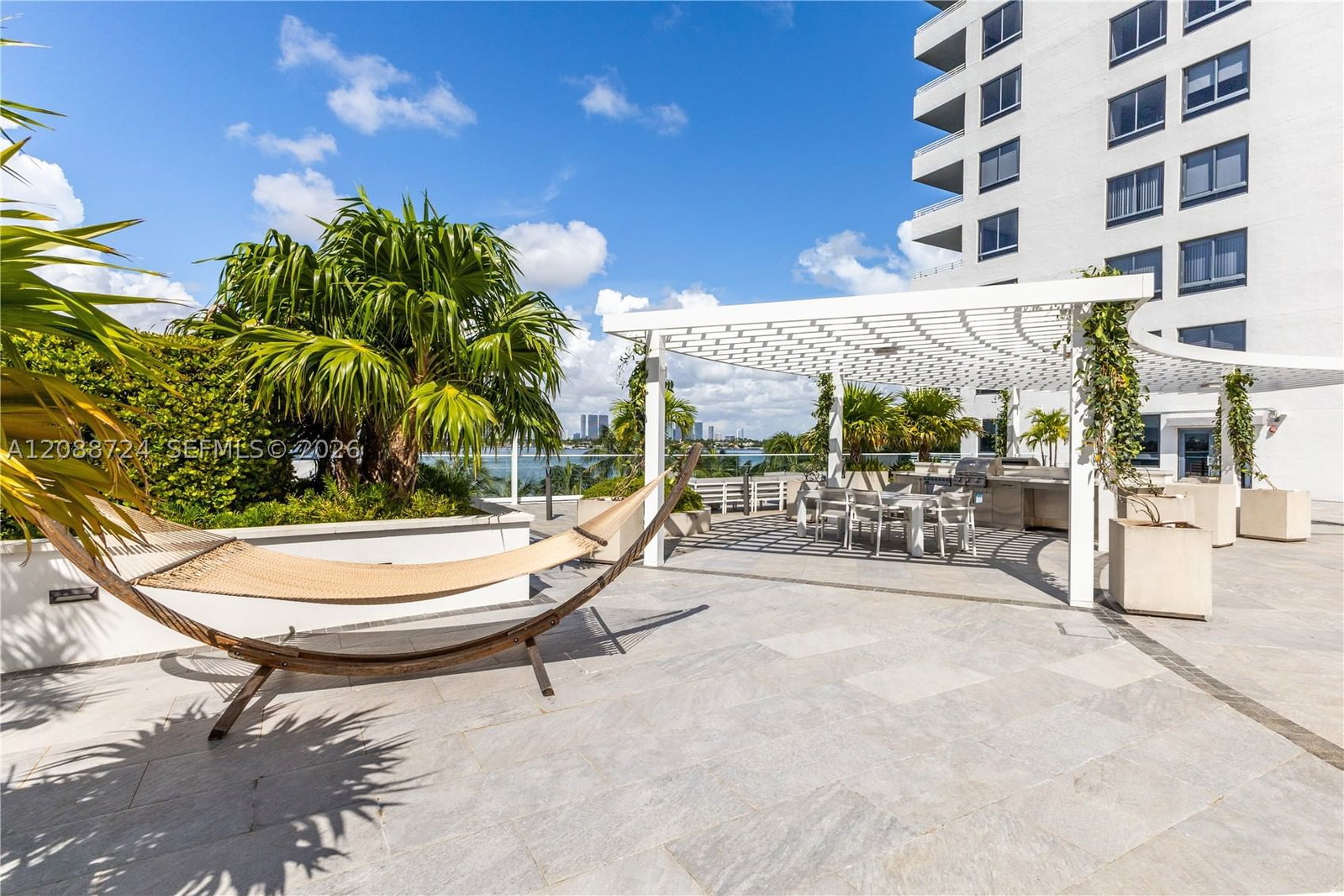 Real estate property located at 1330 West Ave #1111, Miami-dade, The Waverly At South Beac, Miami Beach, FL