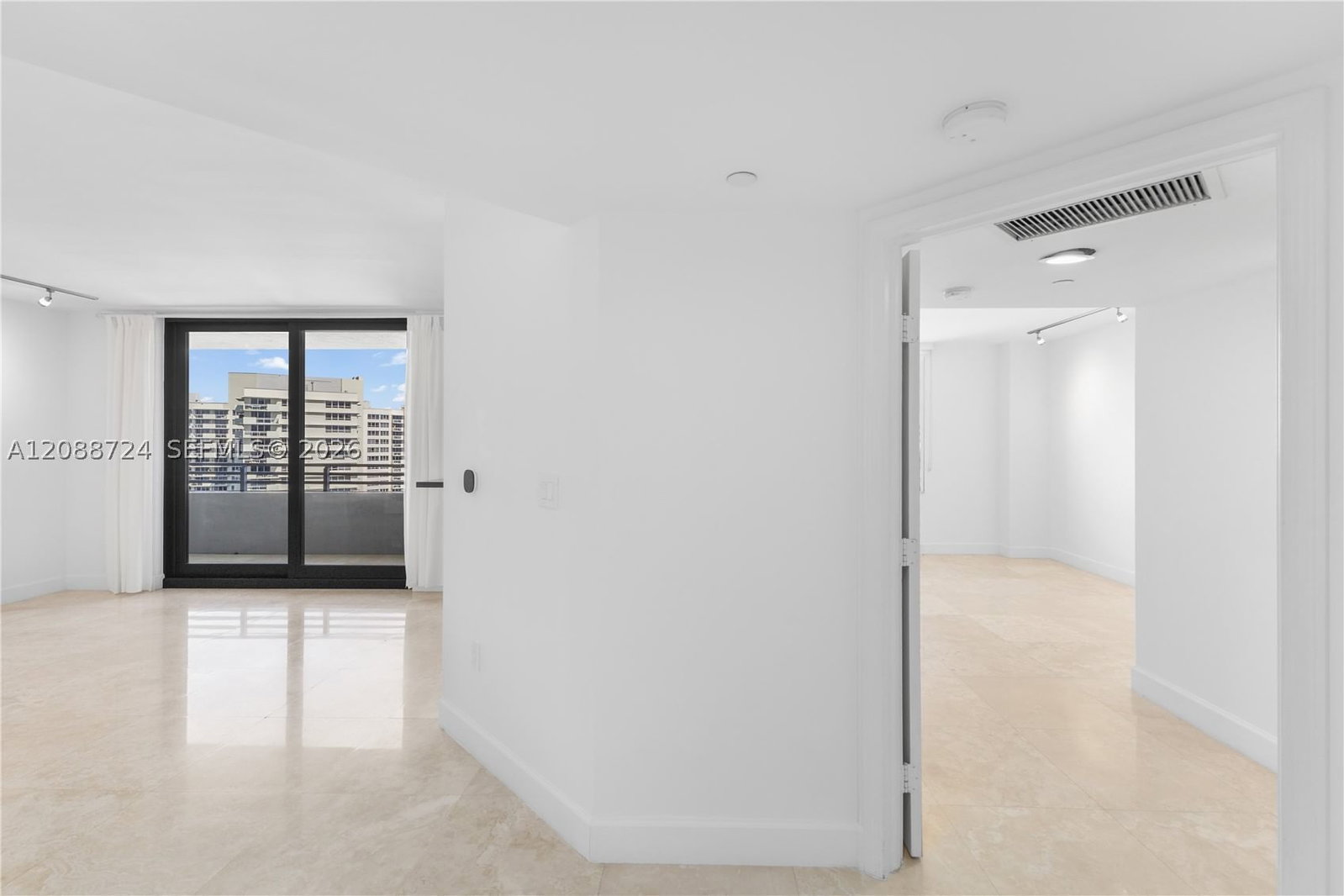 Real estate property located at 1330 West Ave #1111, Miami-dade, The Waverly At South Beac, Miami Beach, FL
