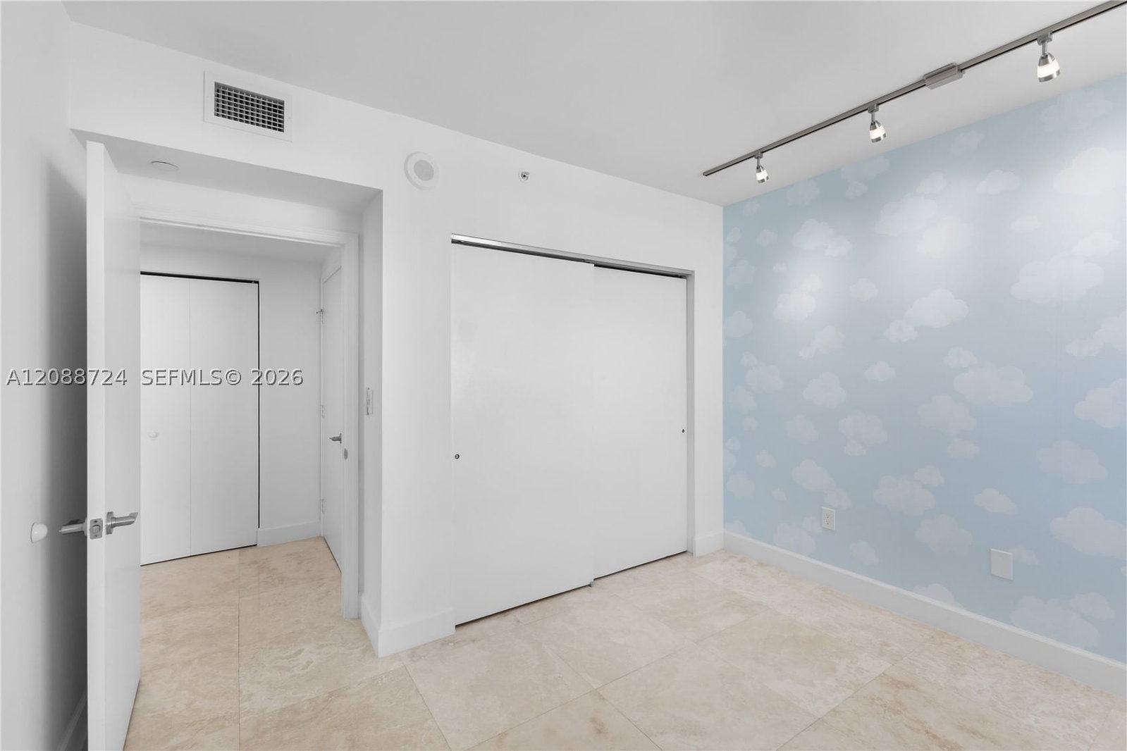 Real estate property located at 1330 West Ave #1111, Miami-dade, The Waverly At South Beac, Miami Beach, FL
