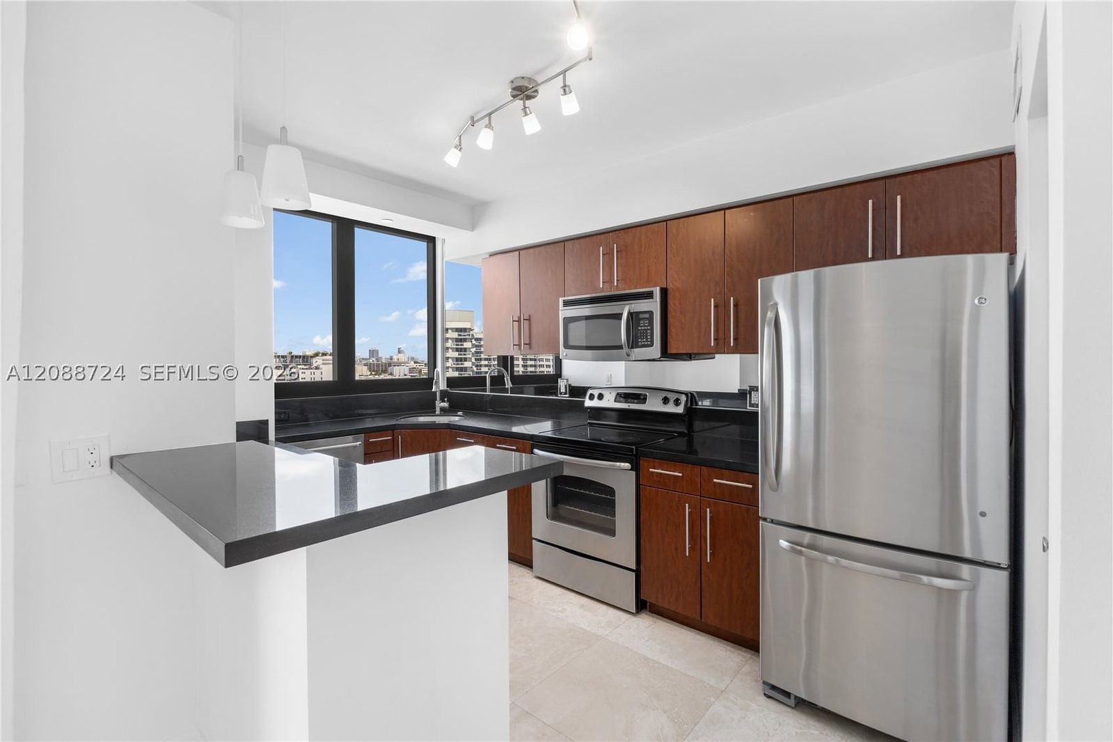 Real estate property located at 1330 West Ave #1111, Miami-dade, The Waverly At South Beac, Miami Beach, FL