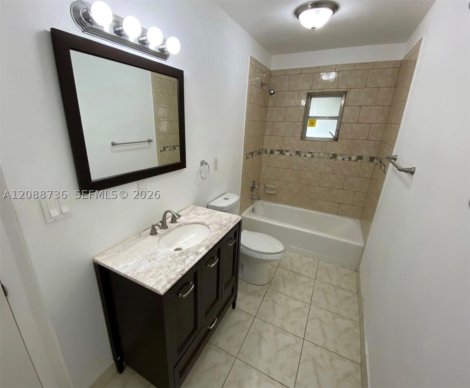 Real estate property located at 6105 Royal Poinciana Ln, Broward, Woodlands Sec Eight, Tamarac, FL