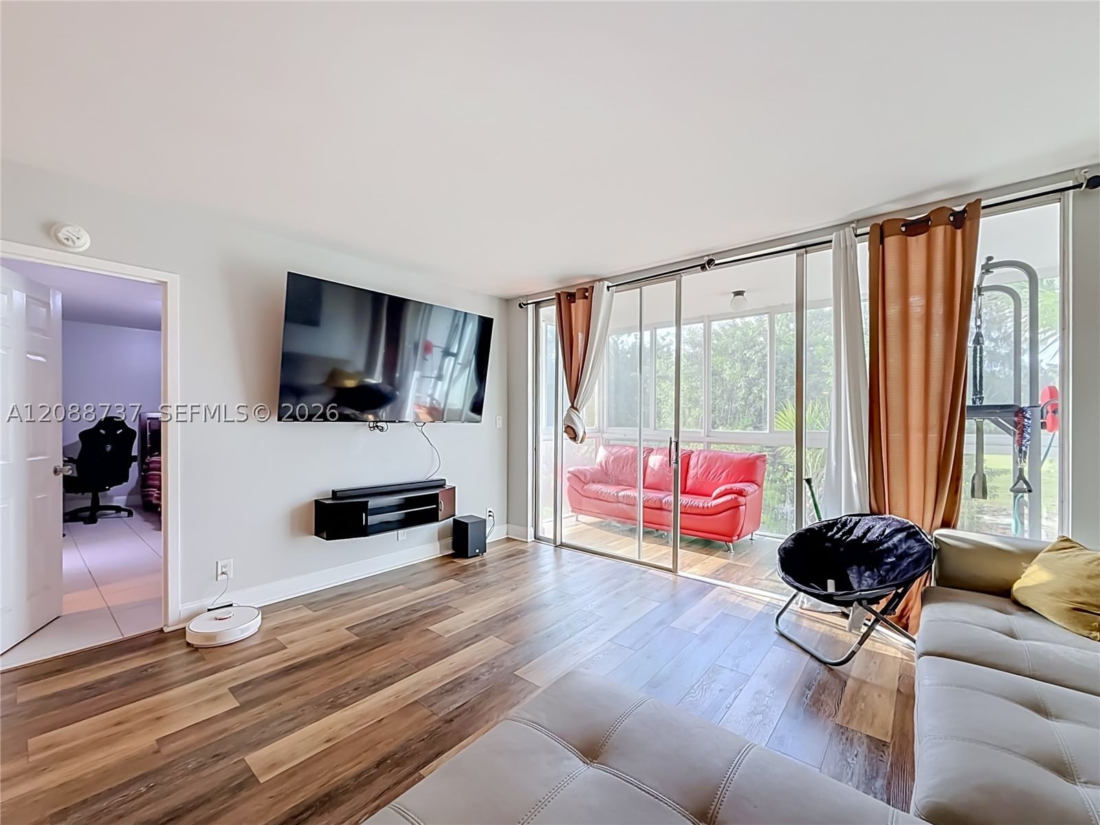 Real estate property located at 8370 Sands Point Blvd H208, Broward, Sands Point Condominium I, Tamarac, FL