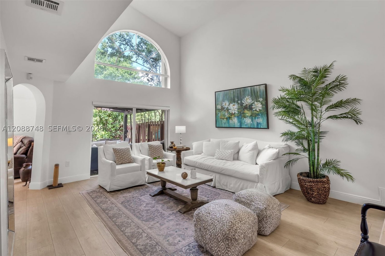 Real estate property located at 5380 113th Pl, Miami-dade, Doral Landings East, Doral, FL