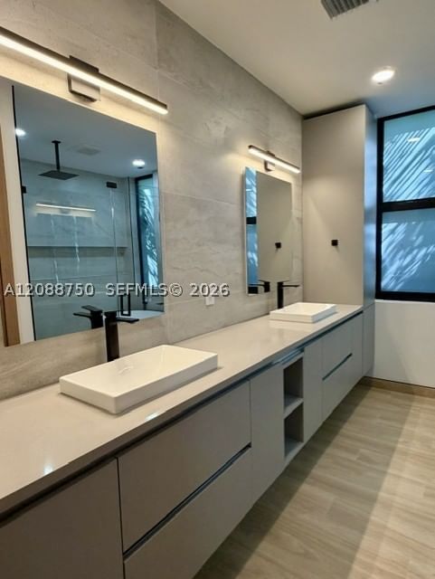 Real estate property located at 1724 16th Ave, Broward, Progresso, Fort Lauderdale, FL