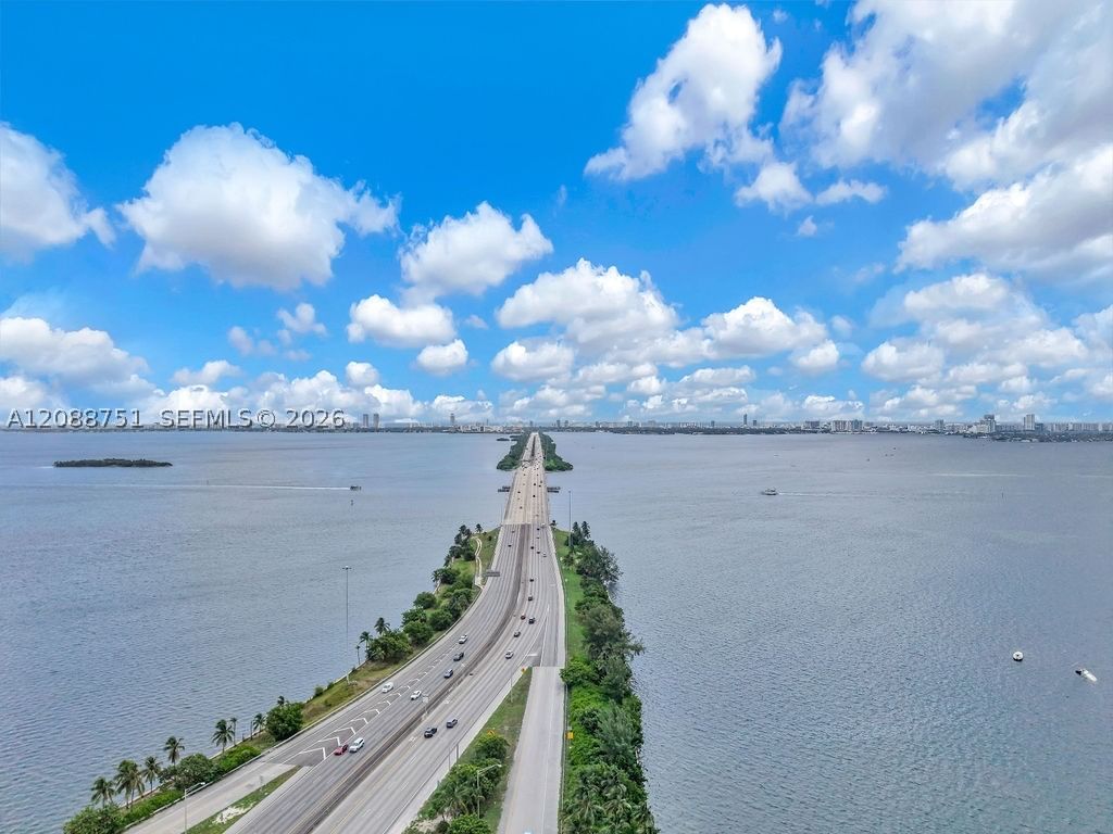 Real estate property located at 600 36th St #508, Miami-dade, Charter Club Condo, Miami, FL