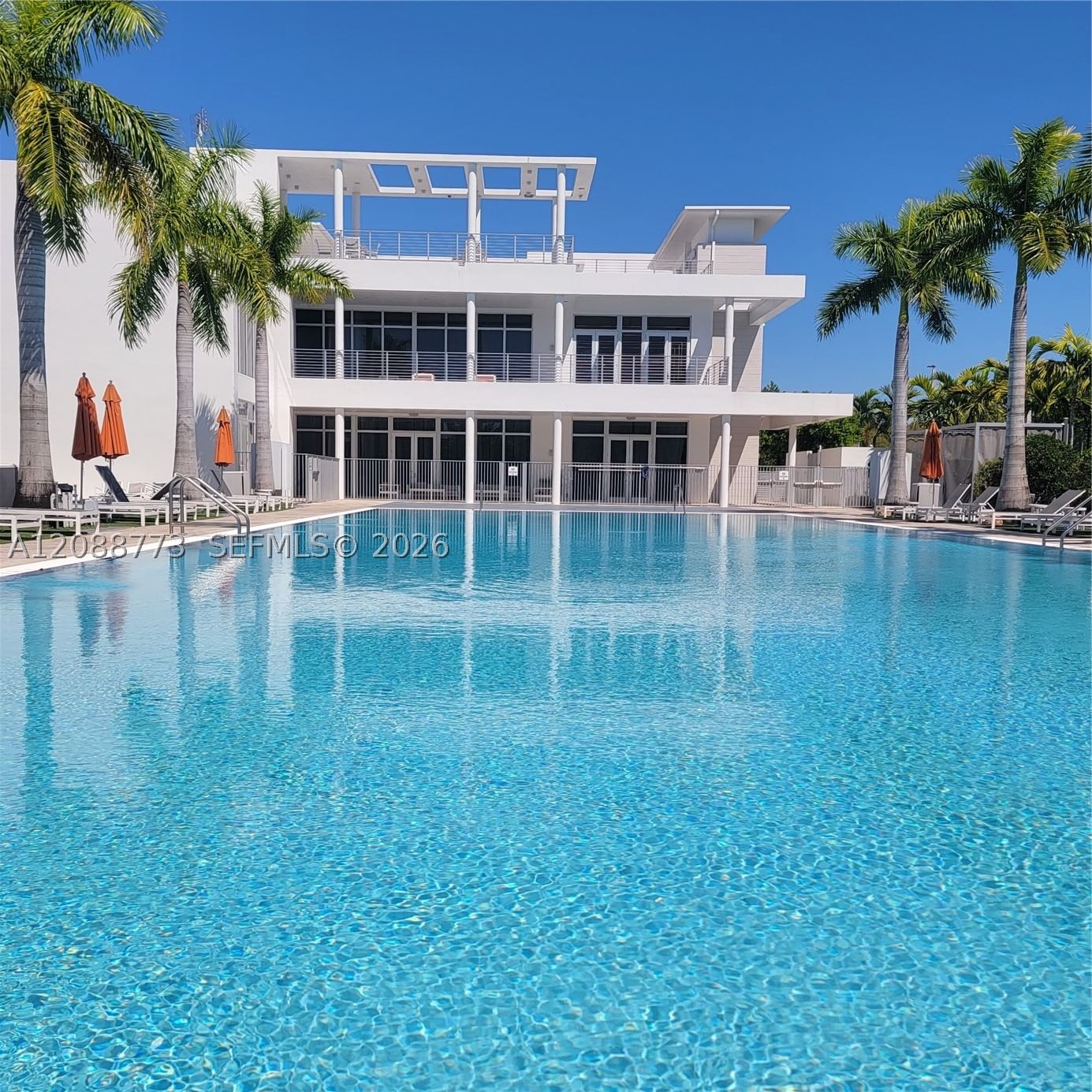 Real estate property located at 10440 67th St #10440, Miami-dade, Landmark At Doral Central, Doral, FL