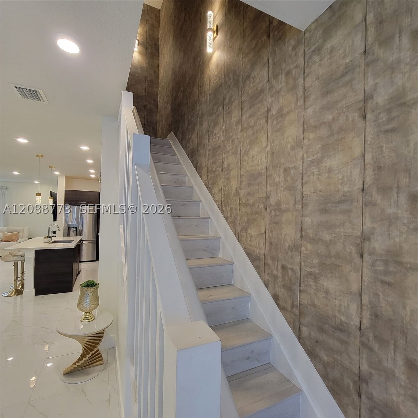 Real estate property located at 10440 67th St #10440, Miami-dade, Landmark At Doral Central, Doral, FL