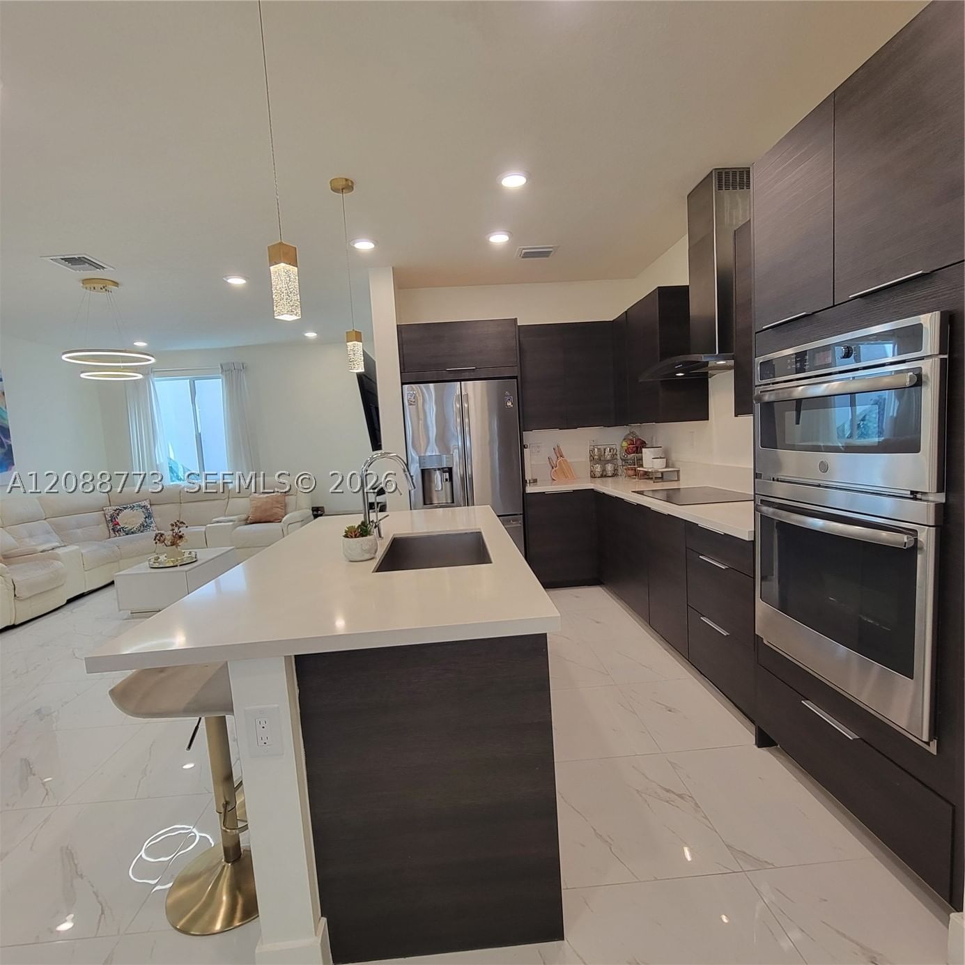 Real estate property located at 10440 67th St #10440, Miami-dade, Landmark At Doral Central, Doral, FL