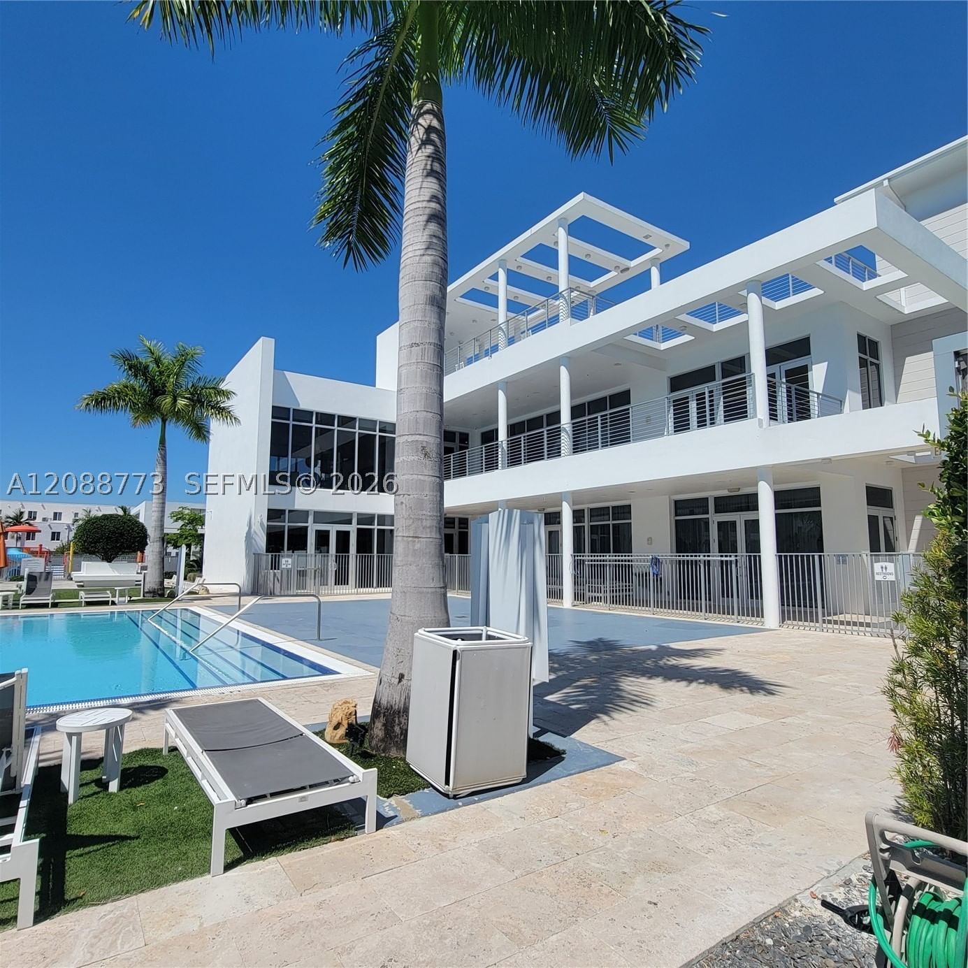 Real estate property located at 10440 67th St #10440, Miami-dade, Landmark At Doral Central, Doral, FL