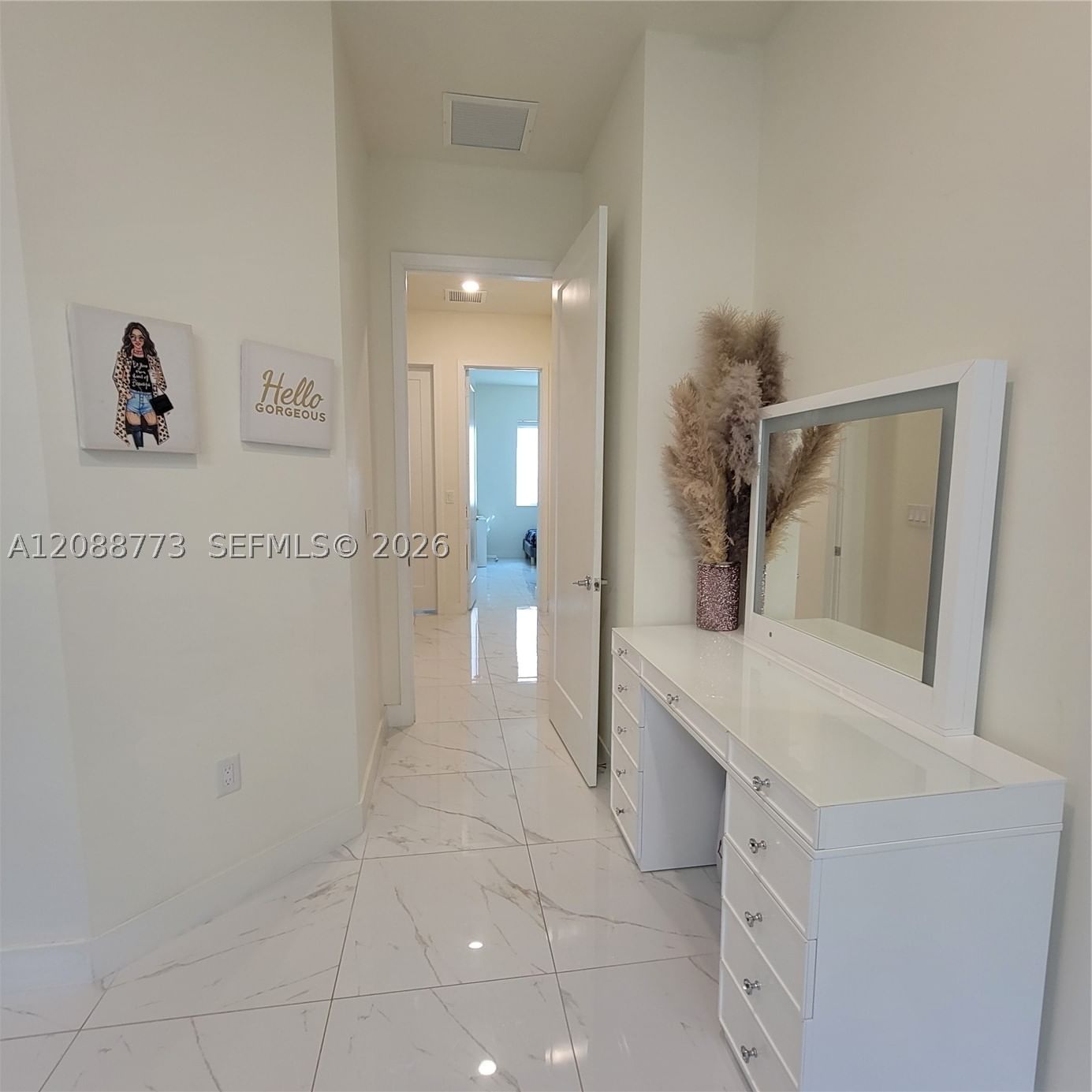Real estate property located at 10440 67th St #10440, Miami-dade, Landmark At Doral Central, Doral, FL