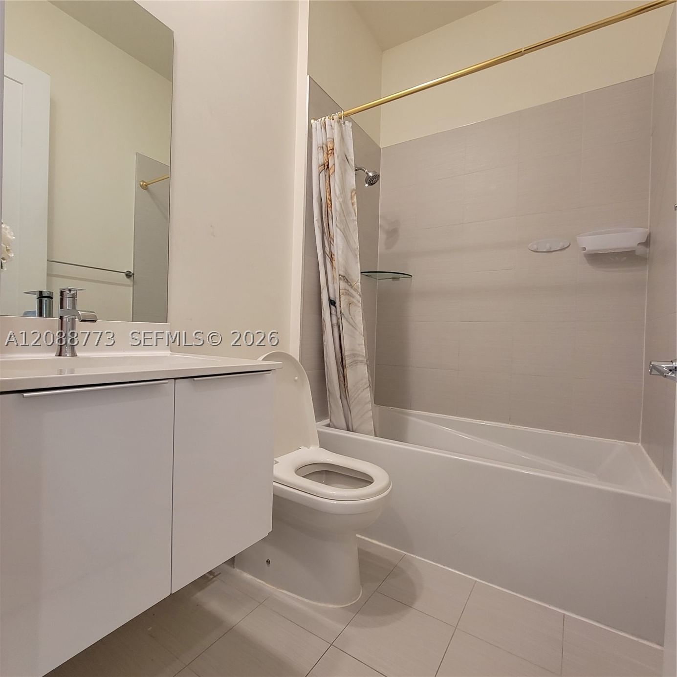 Real estate property located at 10440 67th St #10440, Miami-dade, Landmark At Doral Central, Doral, FL