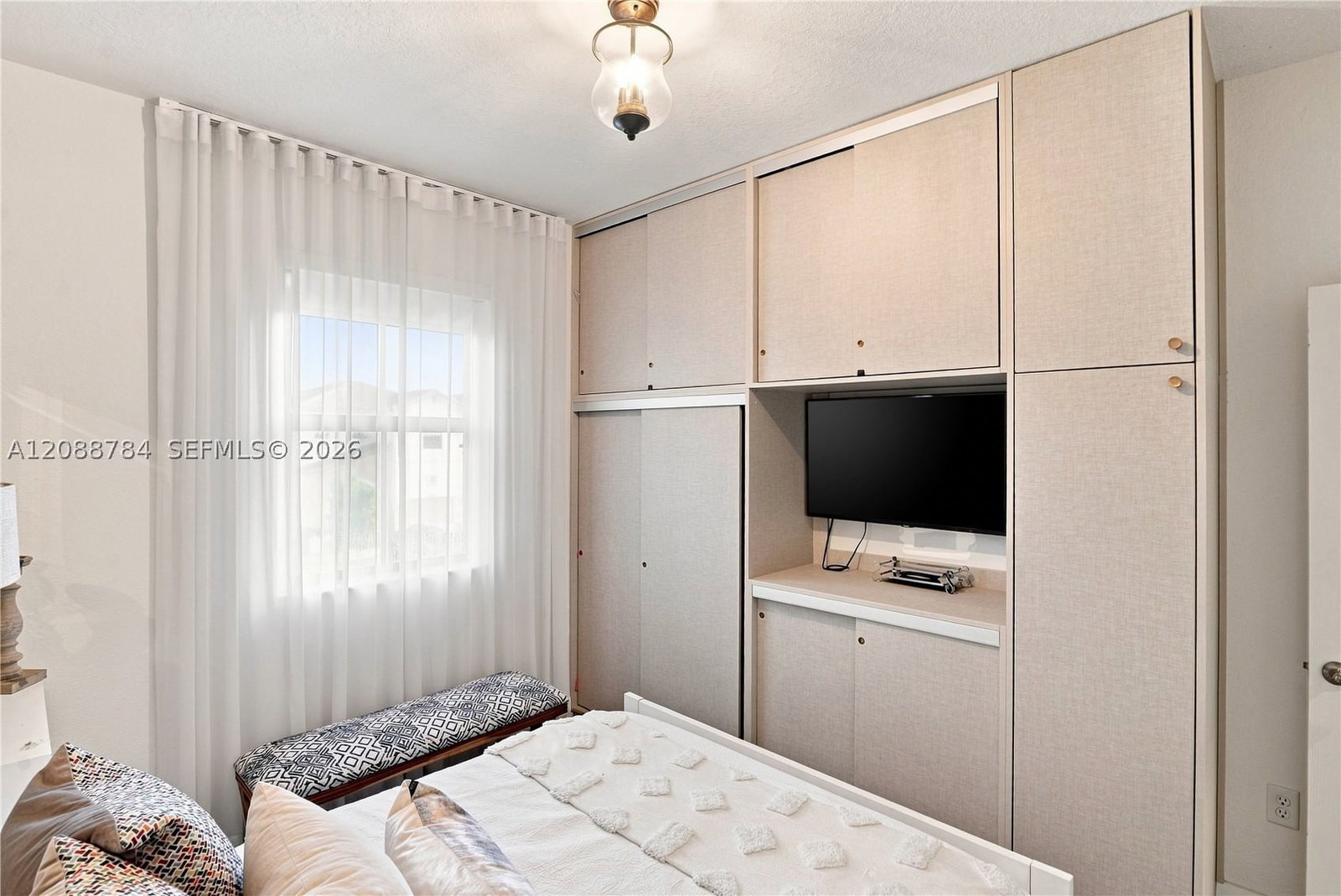 Real estate property located at 3440 110th St, Miami-dade, Aquabella North, Hialeah, FL
