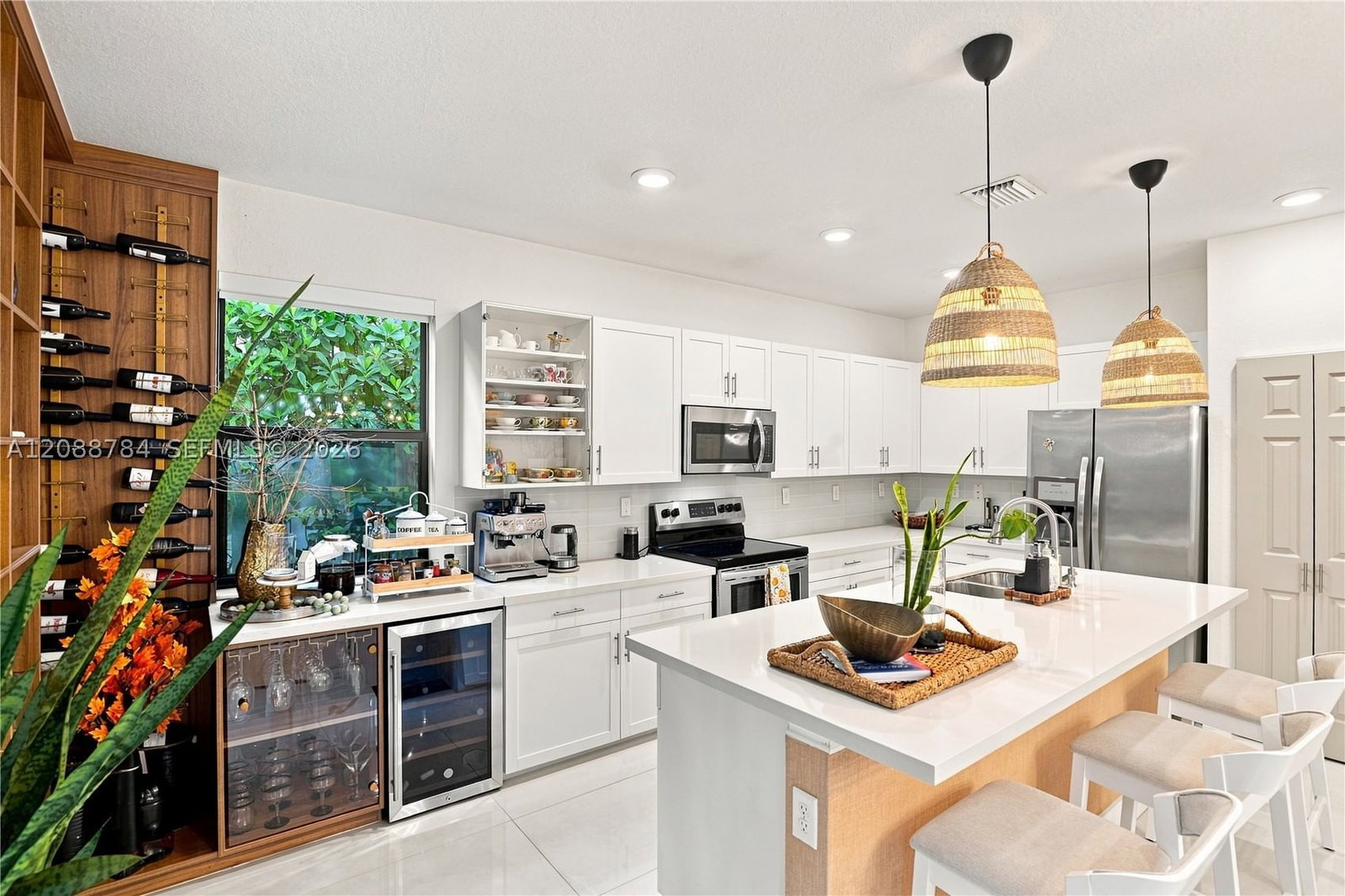 Real estate property located at 3440 110th St, Miami-dade, Aquabella North, Hialeah, FL