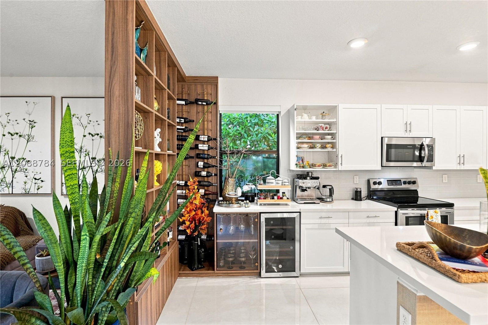 Real estate property located at 3440 110th St, Miami-dade, Aquabella North, Hialeah, FL