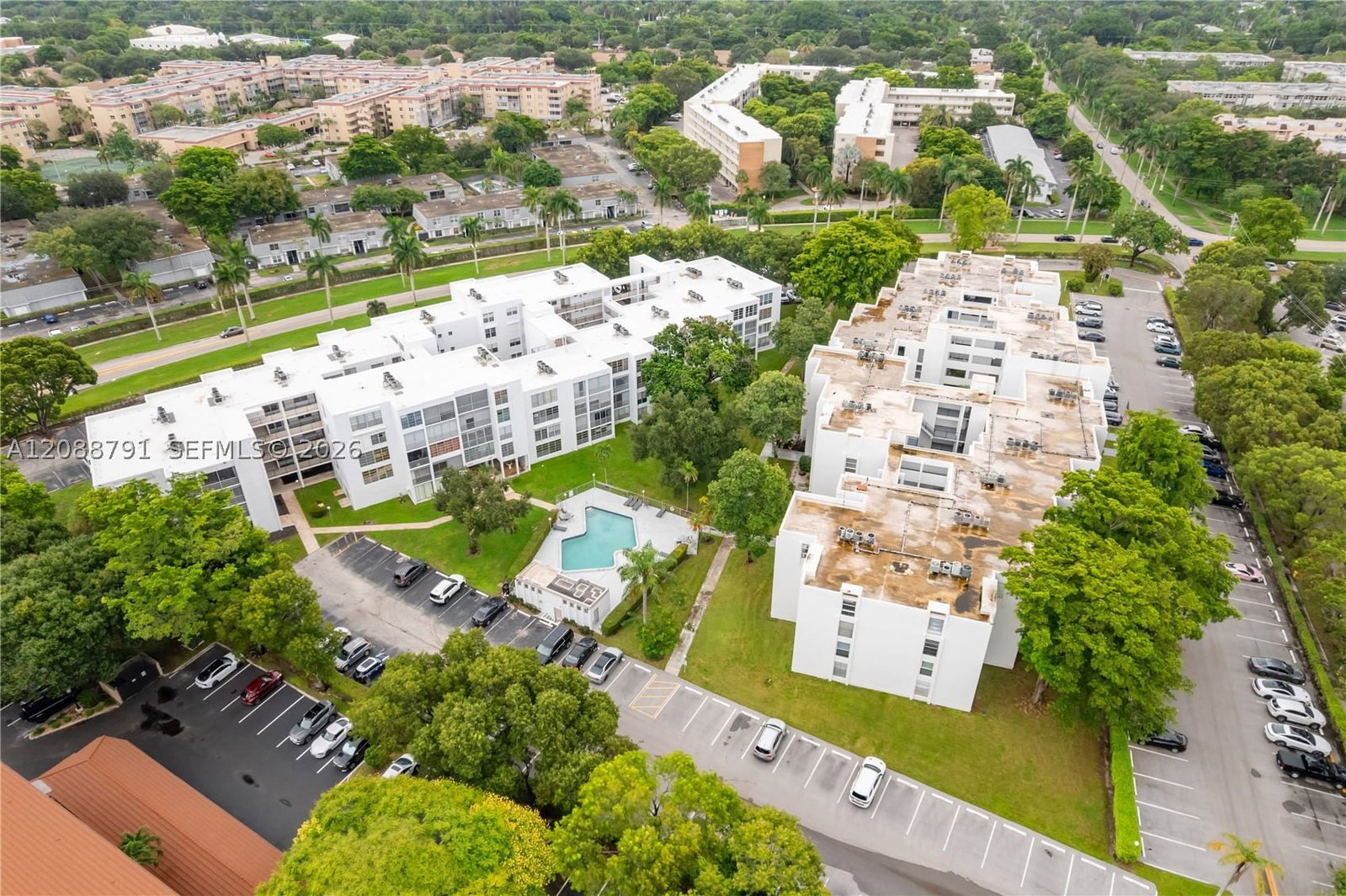 Real estate property located at 6903 Cypress Rd D26, Broward, Plantation Royal Section, Plantation, FL
