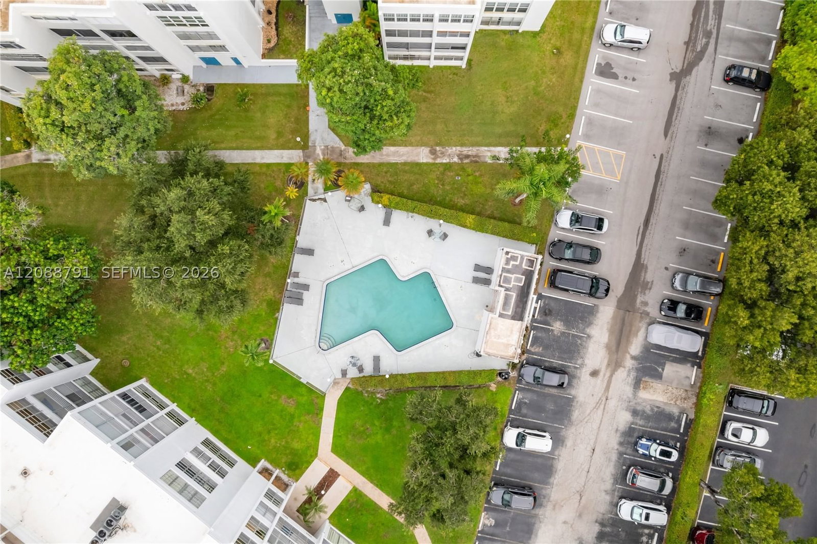 Real estate property located at 6903 Cypress Rd D26, Broward, Plantation Royal Section, Plantation, FL