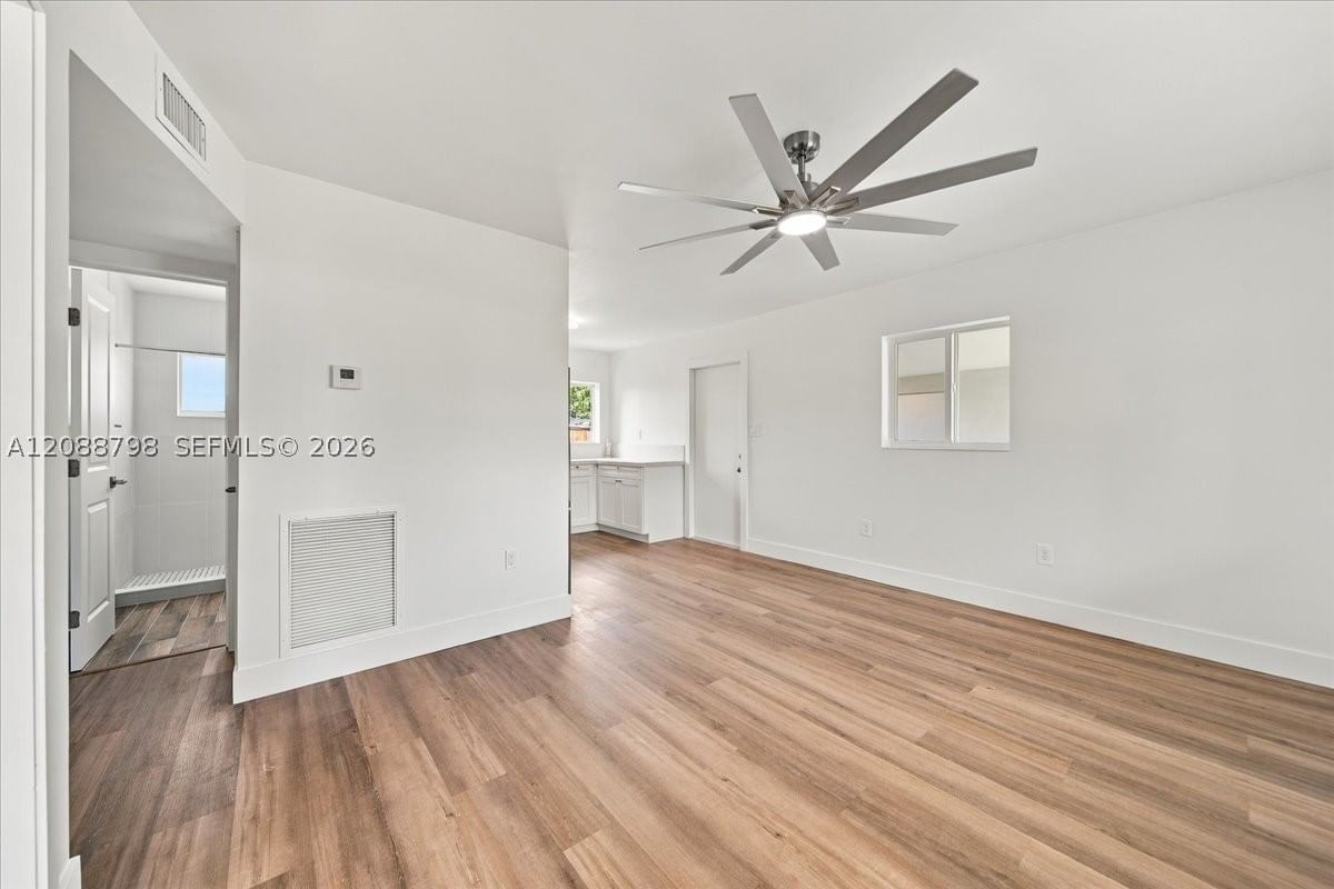 Real estate property located at 6510 20th Ct, Broward, Welwyn Park, Miramar, FL