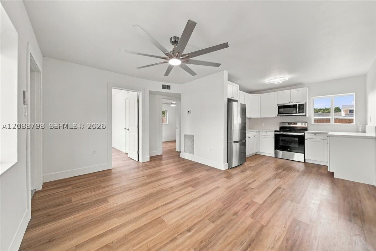 Real estate property located at 6510 20th Ct, Broward, Welwyn Park, Miramar, FL