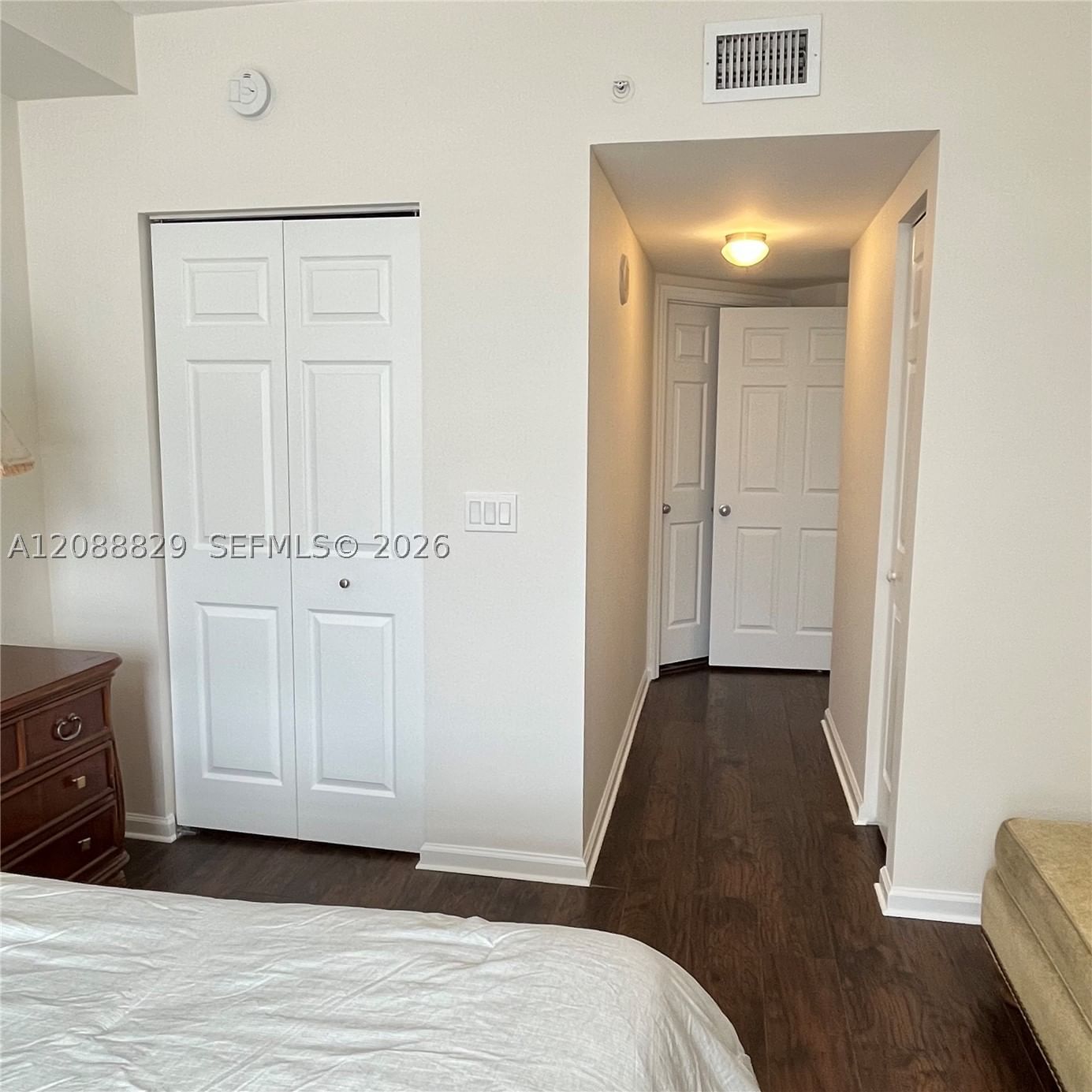 Real estate property located at 17100 Bay Rd #1906, Miami-dade, Porto Bellagio Condo, Sunny Isles Beach, FL