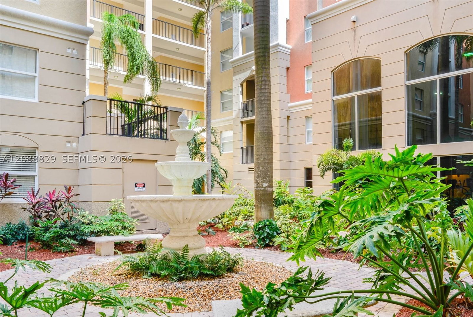 Real estate property located at 17100 Bay Rd #1906, Miami-dade, Porto Bellagio Condo, Sunny Isles Beach, FL