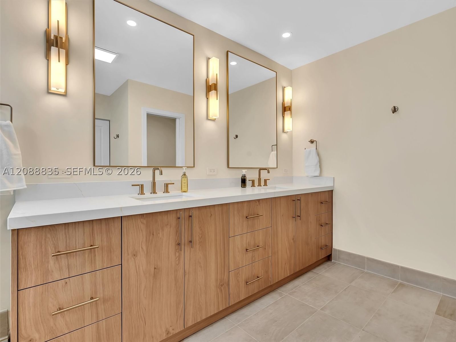 Real estate property located at 16369 16 Street, Broward, Heftler Homes At Pembroke, Pembroke Pines, FL