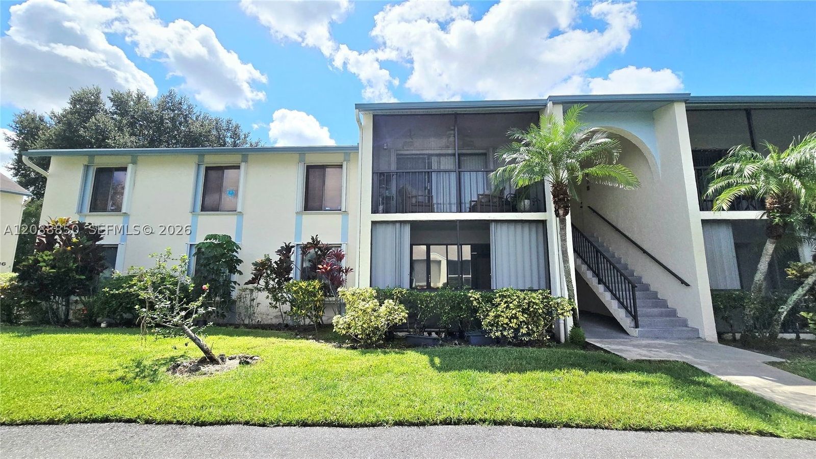 Real estate property located at 1117 Green Pine Blvd G1, Palm Beach, Palm Club Village Ii Cond, West Palm Beach, FL