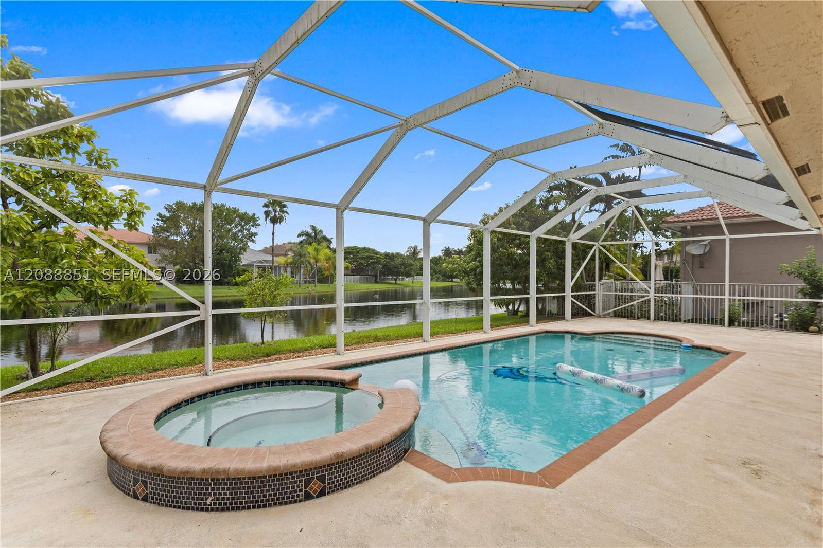 Real estate property located at 1642 Blue Jay Cir, Broward, Sector 2-parcels 1 2 3 4, Weston, FL