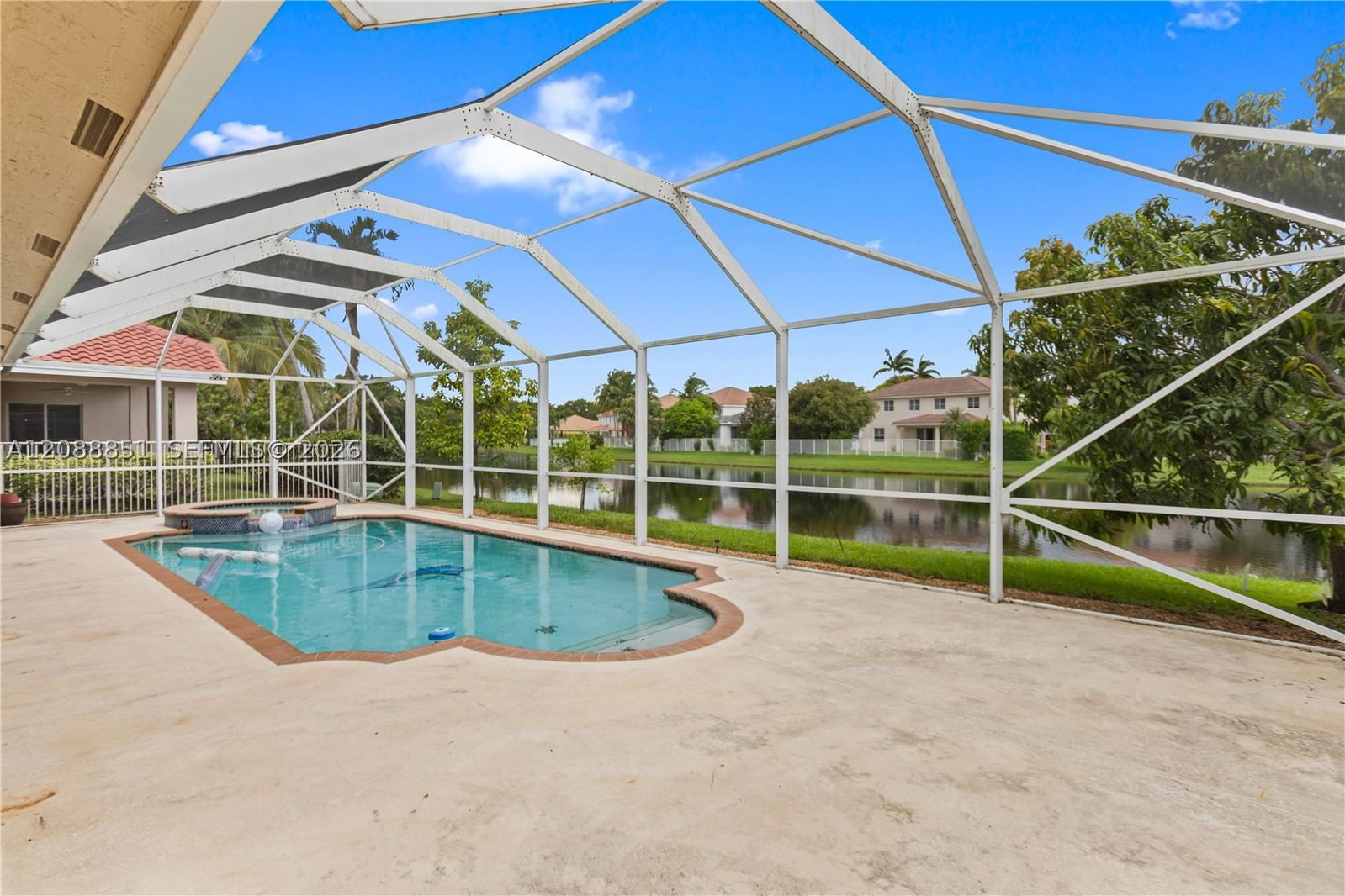 Real estate property located at 1642 Blue Jay Cir, Broward, Sector 2-parcels 1 2 3 4, Weston, FL