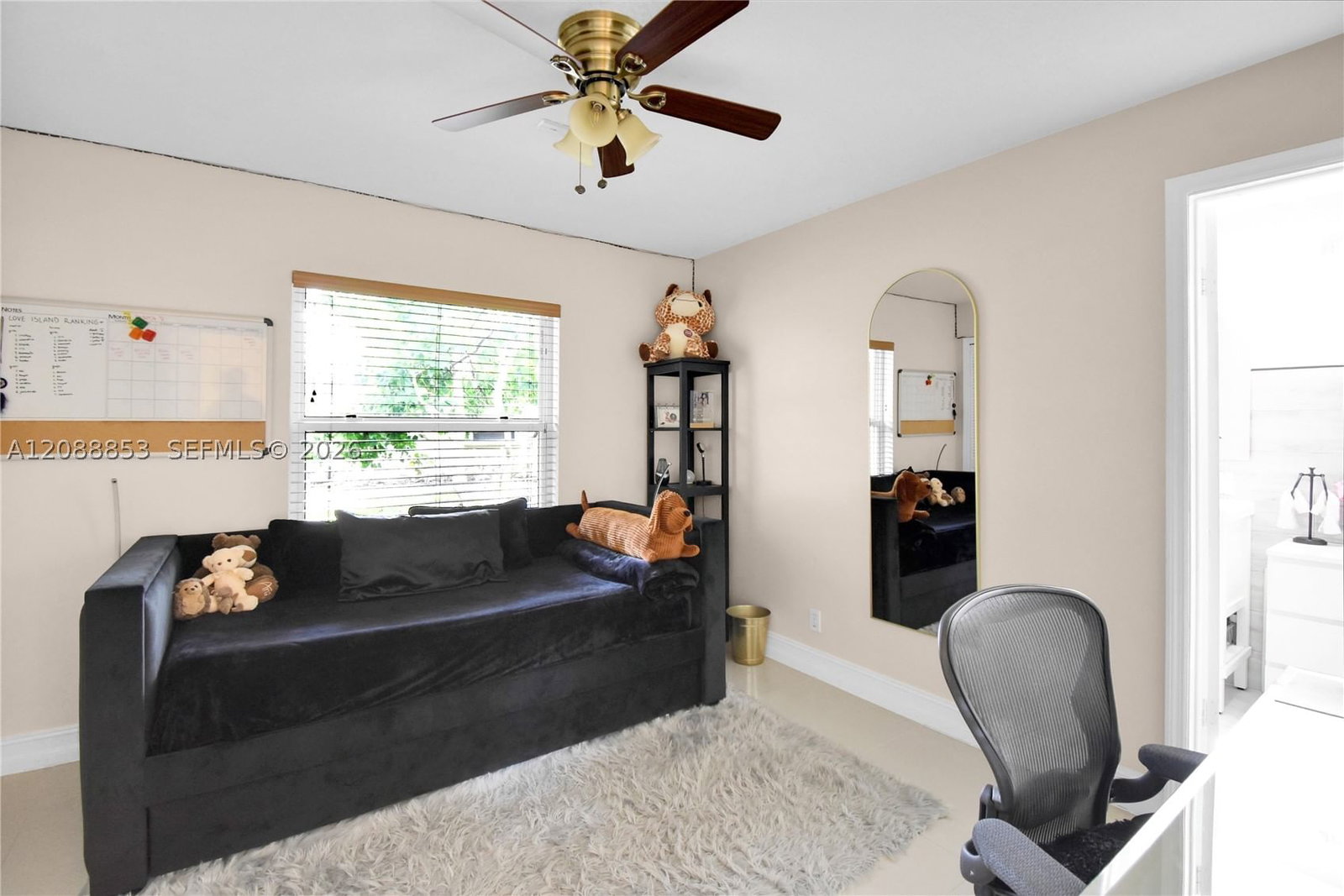 Real estate property located at 523 Stonemont Dr, Broward, Sector 4, Weston, FL