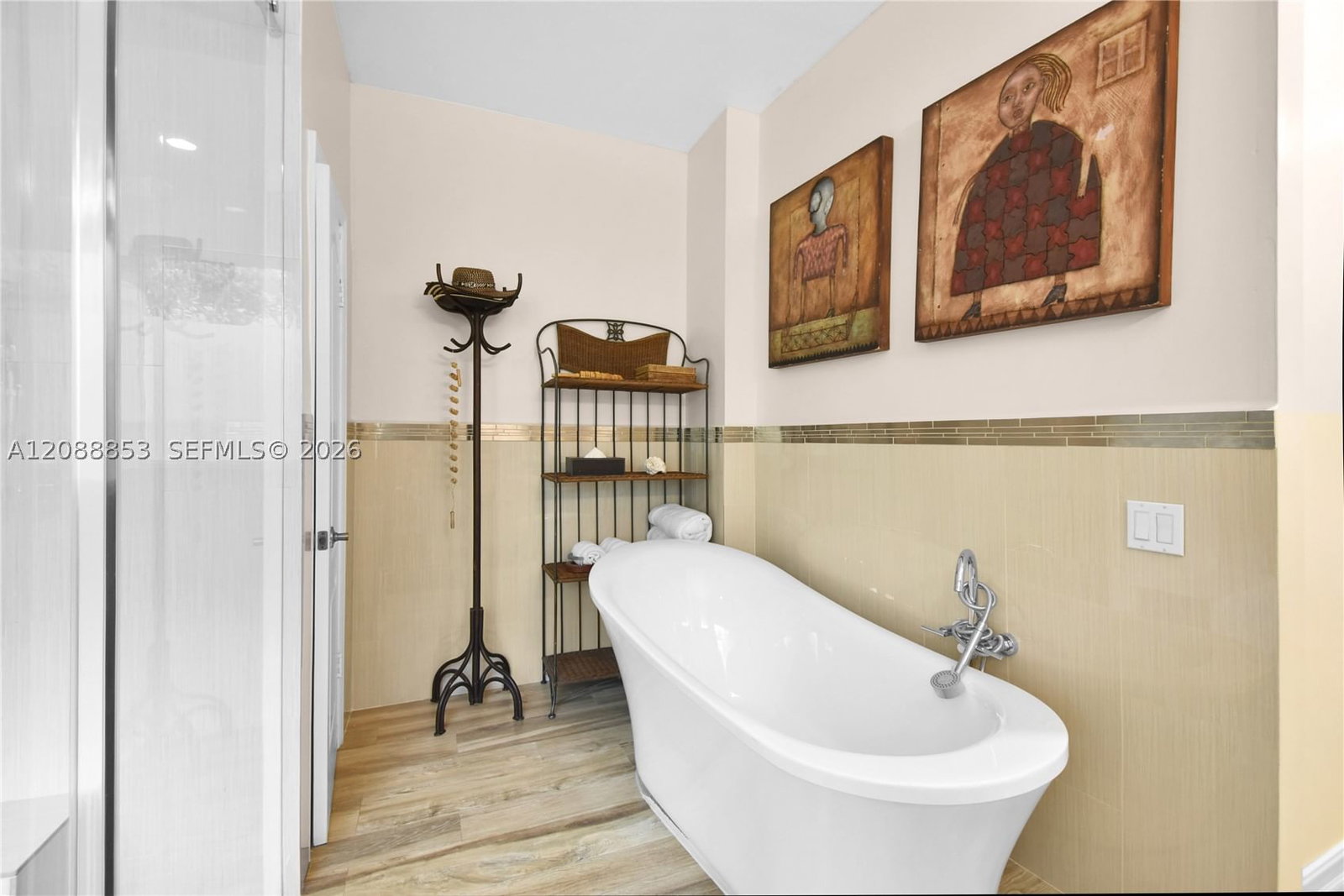 Real estate property located at 523 Stonemont Dr, Broward, Sector 4, Weston, FL