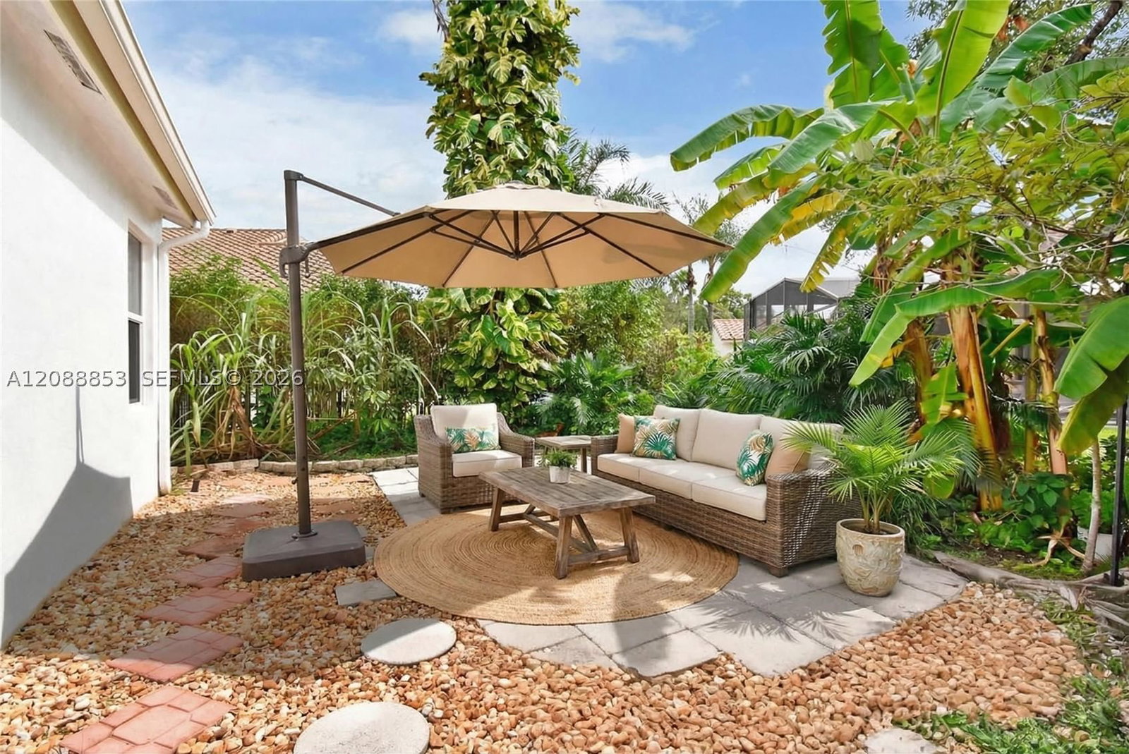 Real estate property located at 523 Stonemont Dr, Broward, Sector 4, Weston, FL