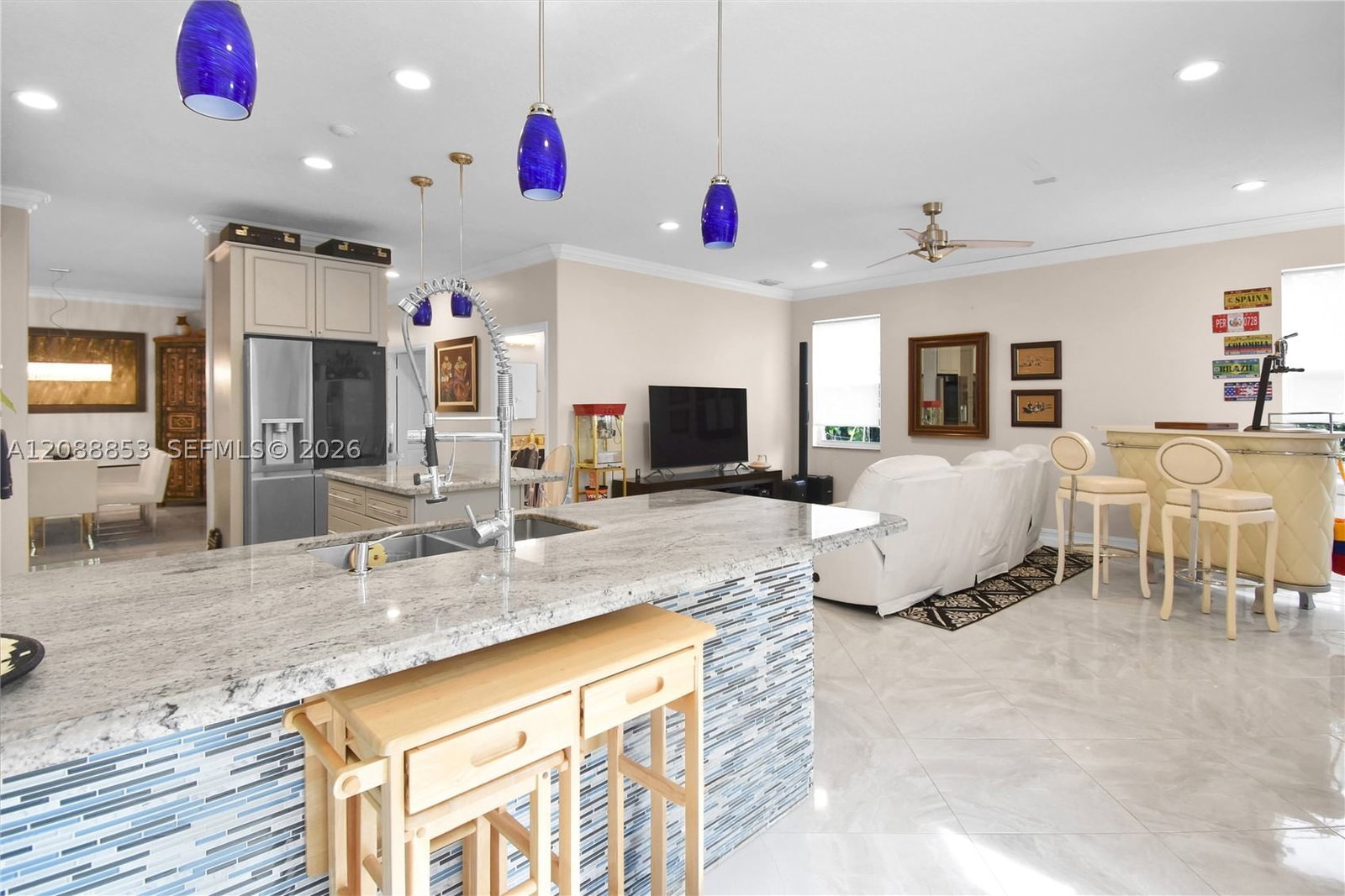 Real estate property located at 523 Stonemont Dr, Broward, Sector 4, Weston, FL