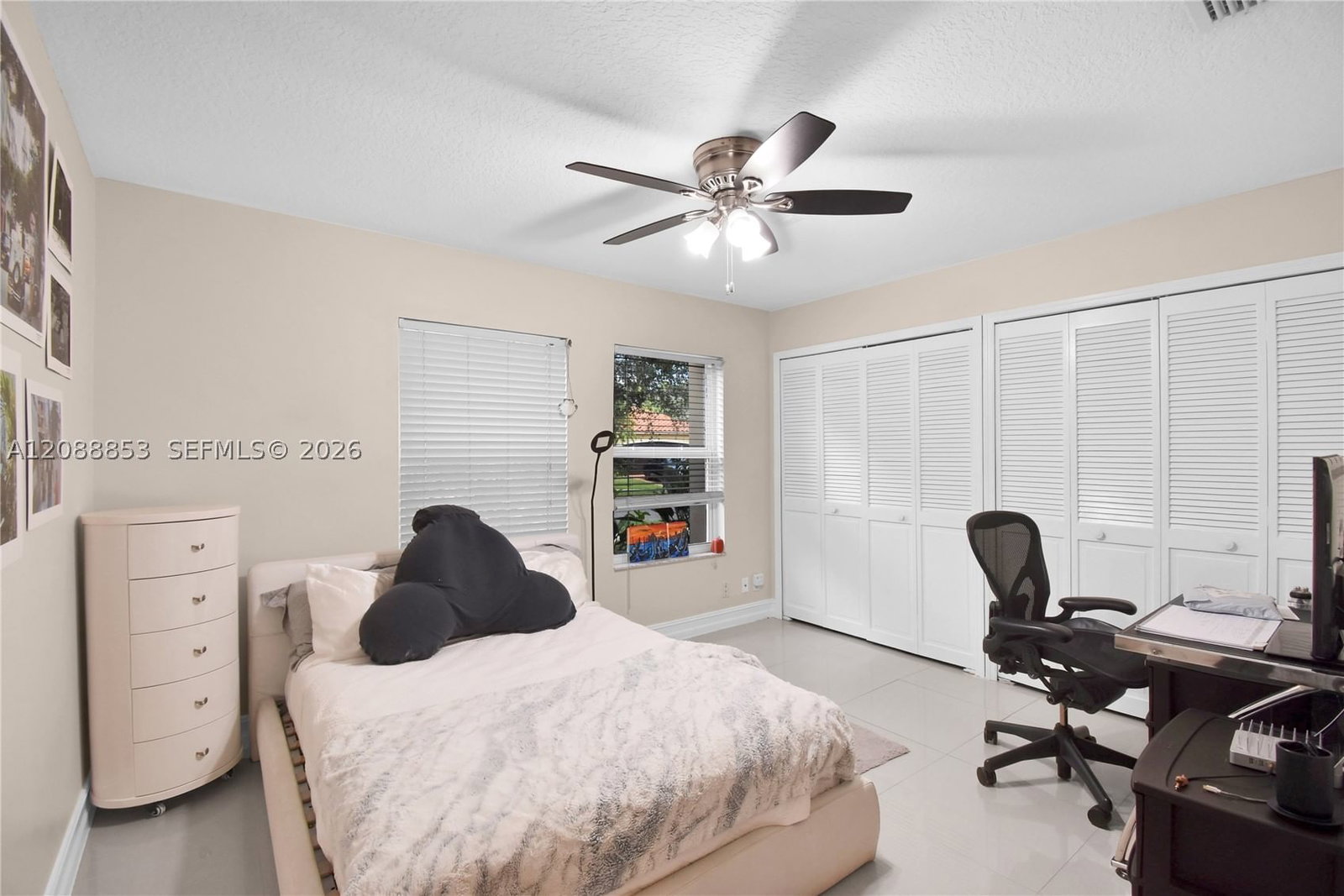 Real estate property located at 523 Stonemont Dr, Broward, Sector 4, Weston, FL
